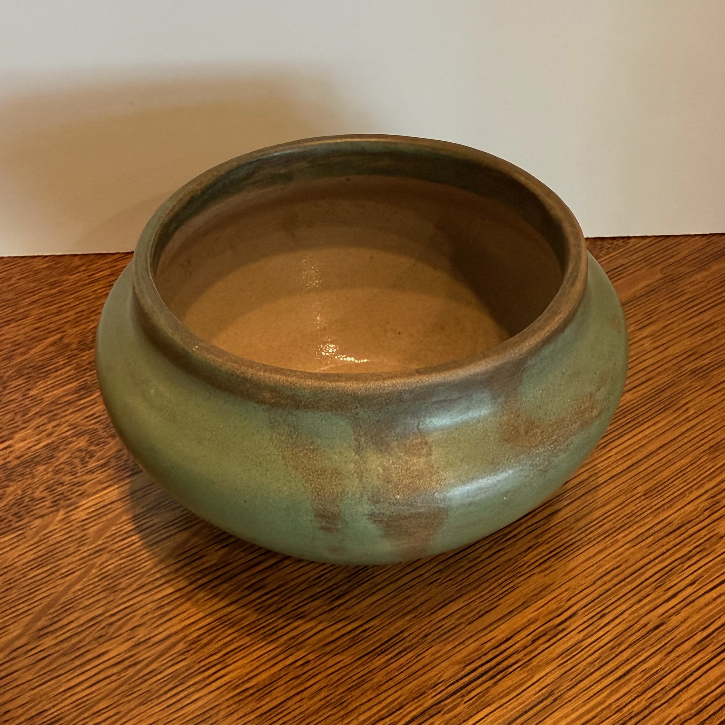 Marblehead Pottery Squat Vase - Image 2