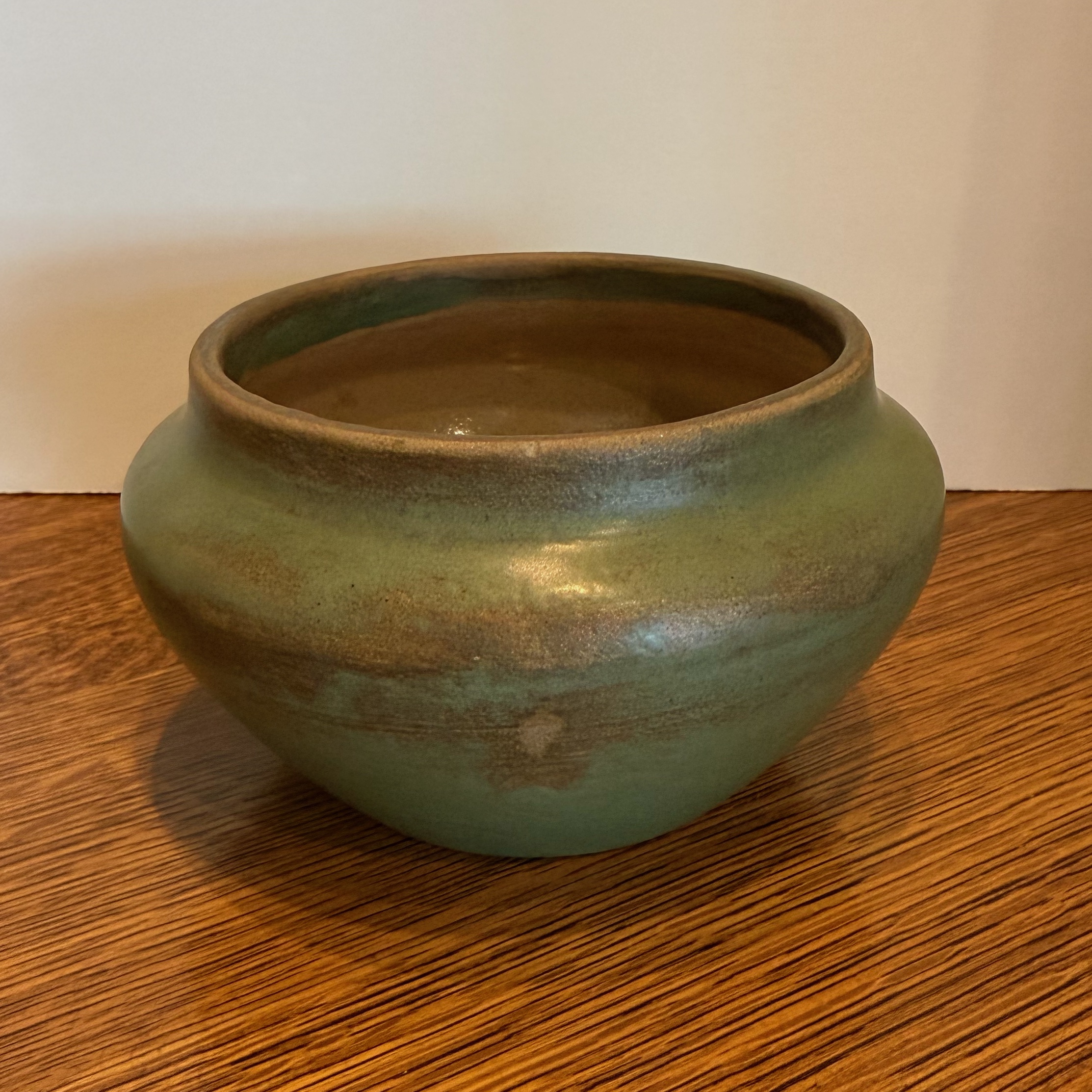 Marblehead Pottery Squat Vase - Image 3