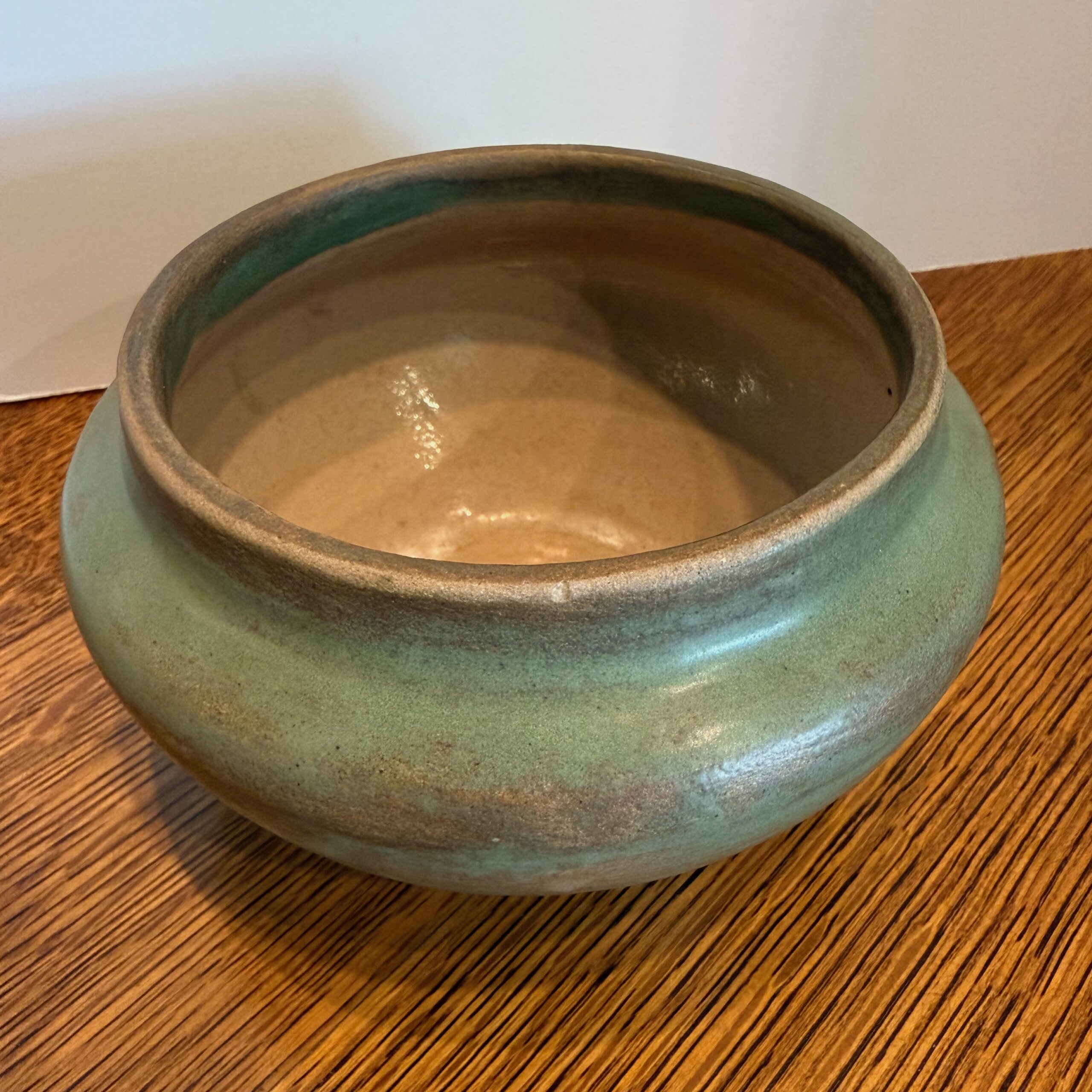 Marblehead Pottery Squat Vase - Image 4