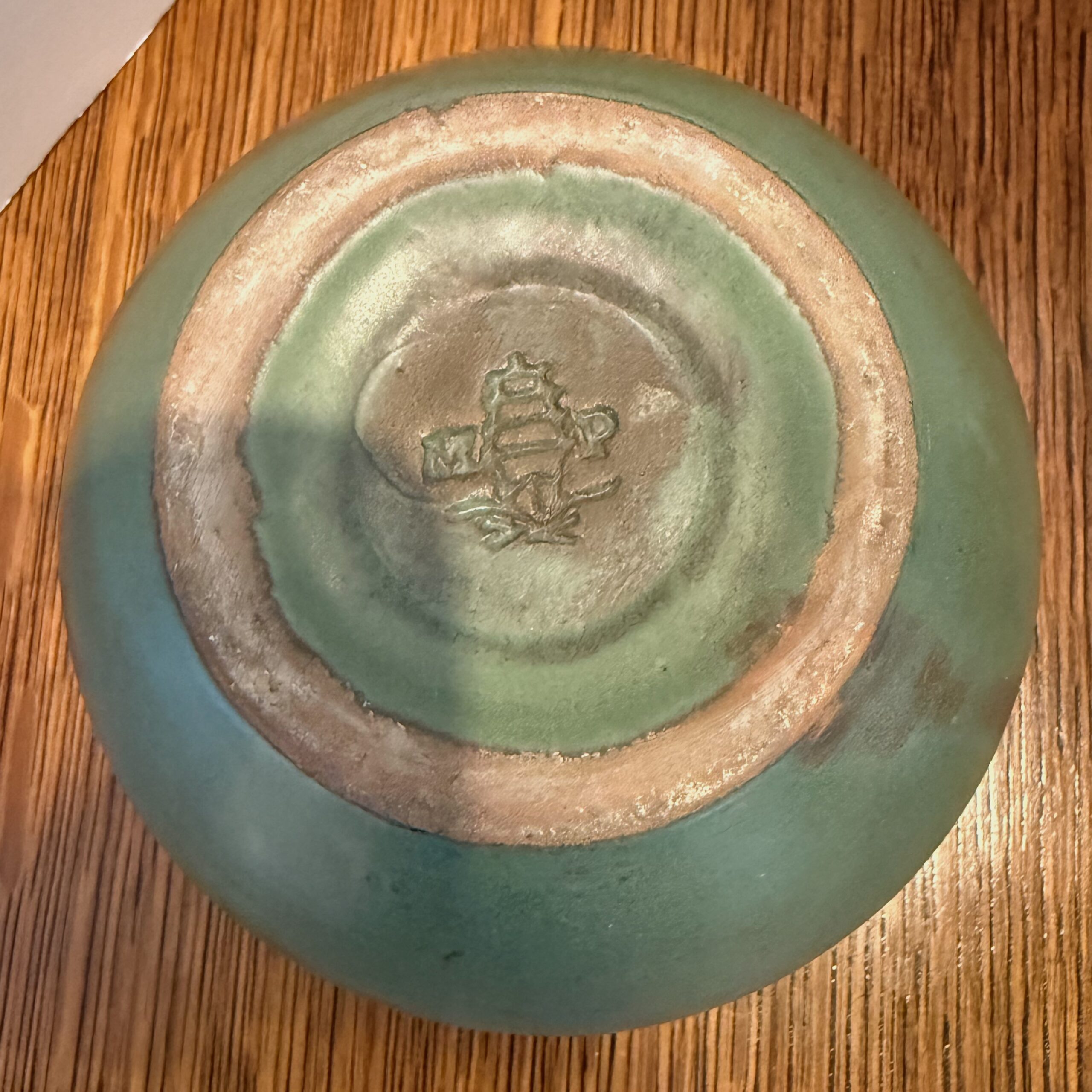 Marblehead Pottery Squat Vase - Image 5