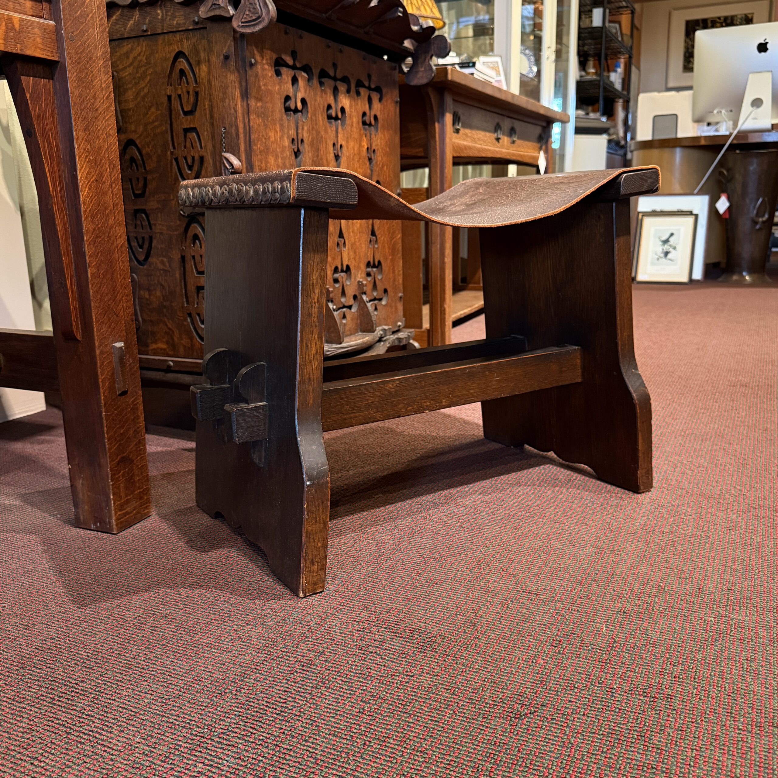 Onondaga Shops Sling Seat Stool, #309 - Image 6