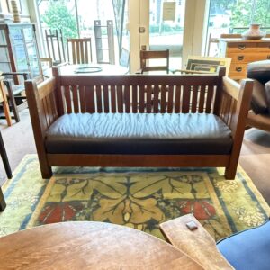 L&JG Stickley #222 Settle